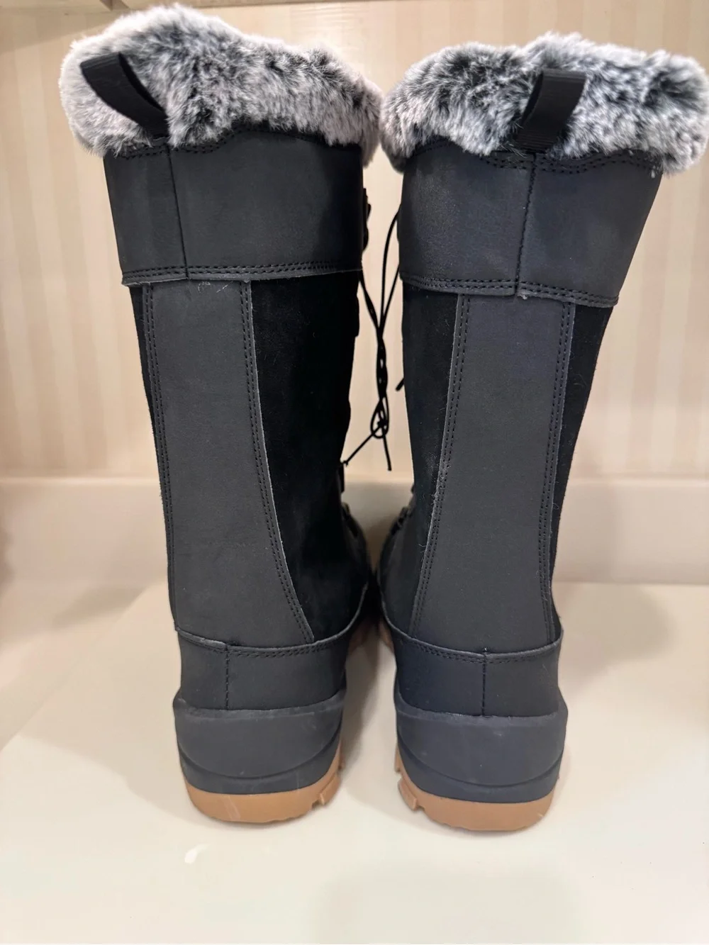 All In Motion Woman's Cecily Waterproof Winter Boots Size 9